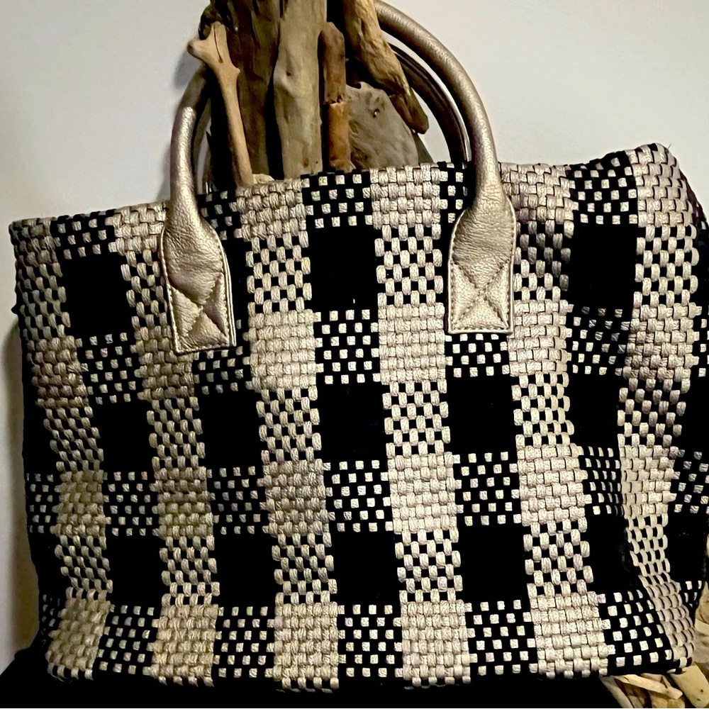 Pretty Persuasions Black and Metalic Taupe Purse.